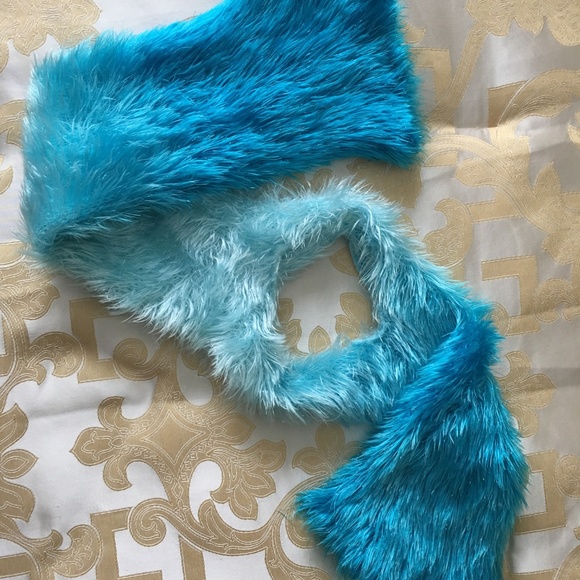 Bright Blue Ombre Soft & Fuzzy Multi-Way Scarf - Picture 3 of 5